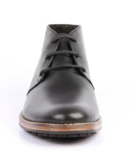 Load image into Gallery viewer, Pull-Up Chukka Boot - Black