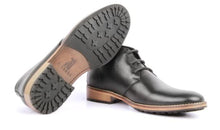 Load image into Gallery viewer, Pull-Up Chukka Boot - Black